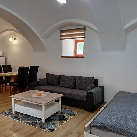 Martinuv Dvur Apartment Plzen Luaran gambar