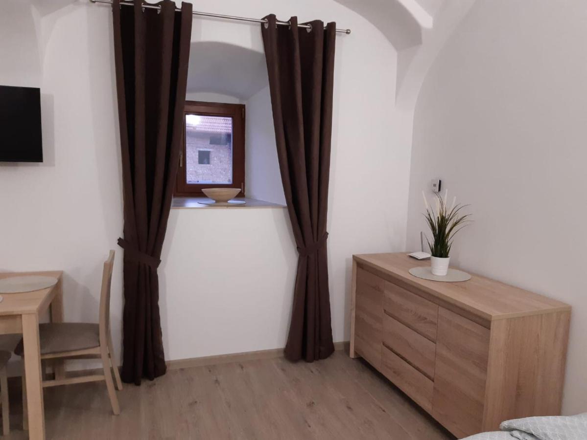 Martinuv Dvur Apartment Plzen Luaran gambar