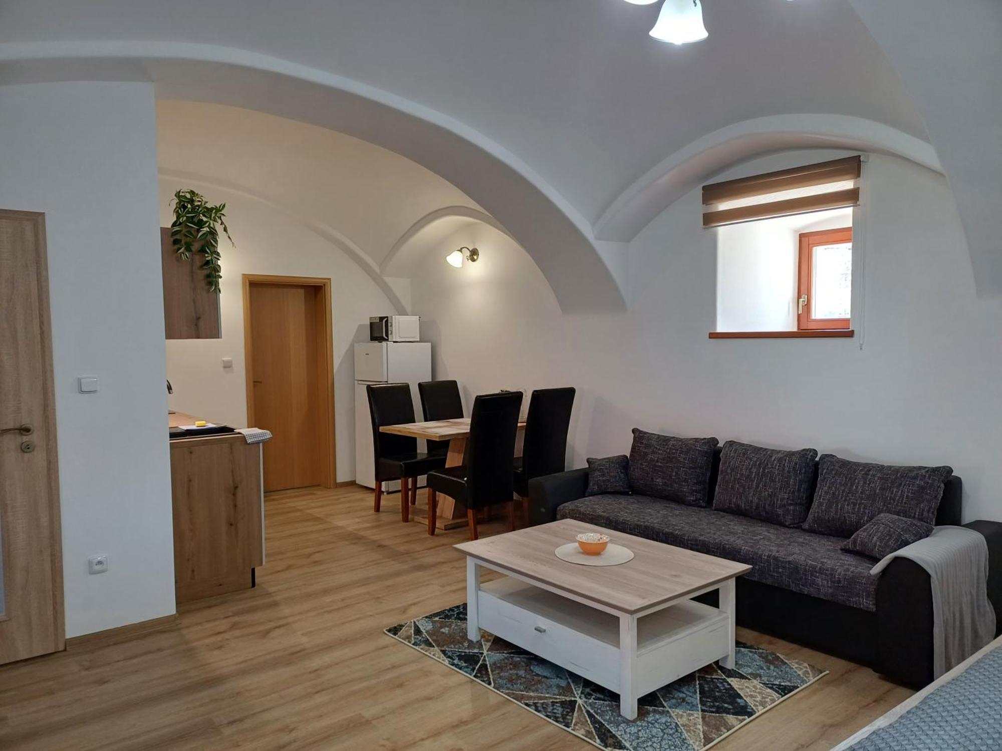 Martinuv Dvur Apartment Plzen Luaran gambar